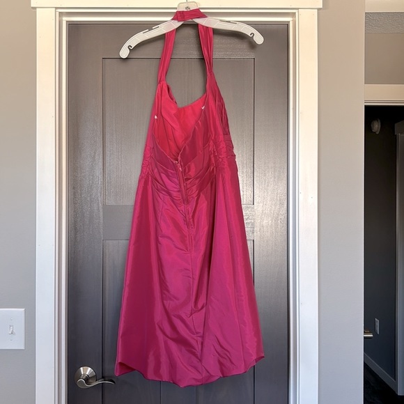 👗David’s Bridal Size 10 Halter Midi Party Dress👗 - Picture 3 of 6